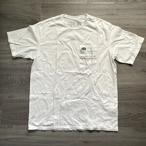 Patagonia Men's Line Logo Ridge Stripe Organic Pocket T-Shirt White) 37587